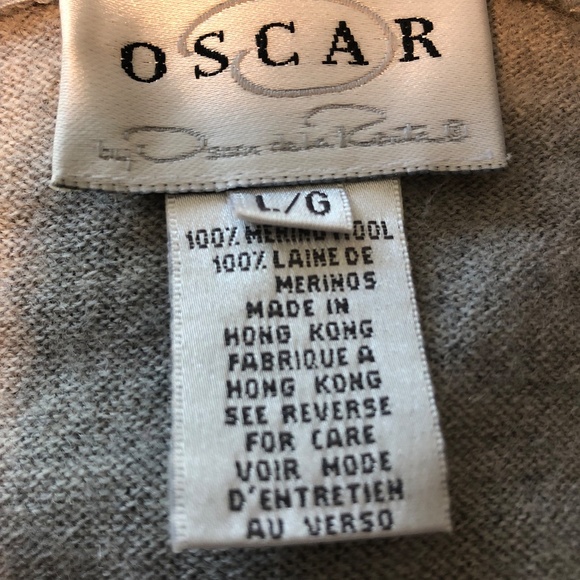 SOLD! Oscar de LA Renta 100% merino wool cardigan - Picture 8 of 9